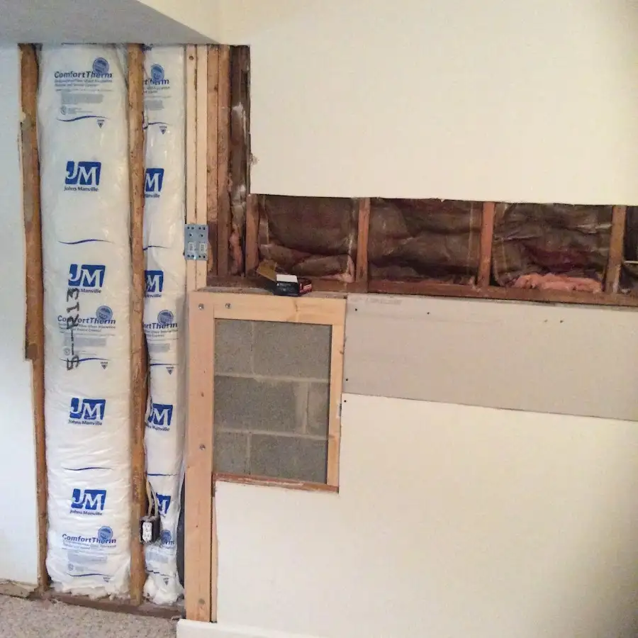 Wall insulation replacement during Structural Drying in Salton City